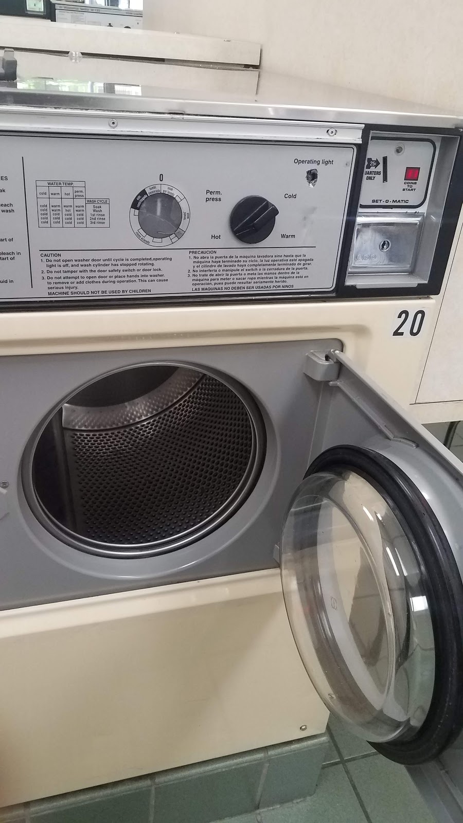 University Laundromat | 337 S New St, Bethlehem, PA 18015 | Phone: (610) 868-0218