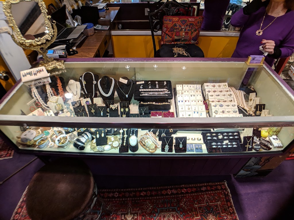 Heirlooms Jewelry | 36 Main St, Stockbridge, MA 01262 | Phone: (413) 298-4436