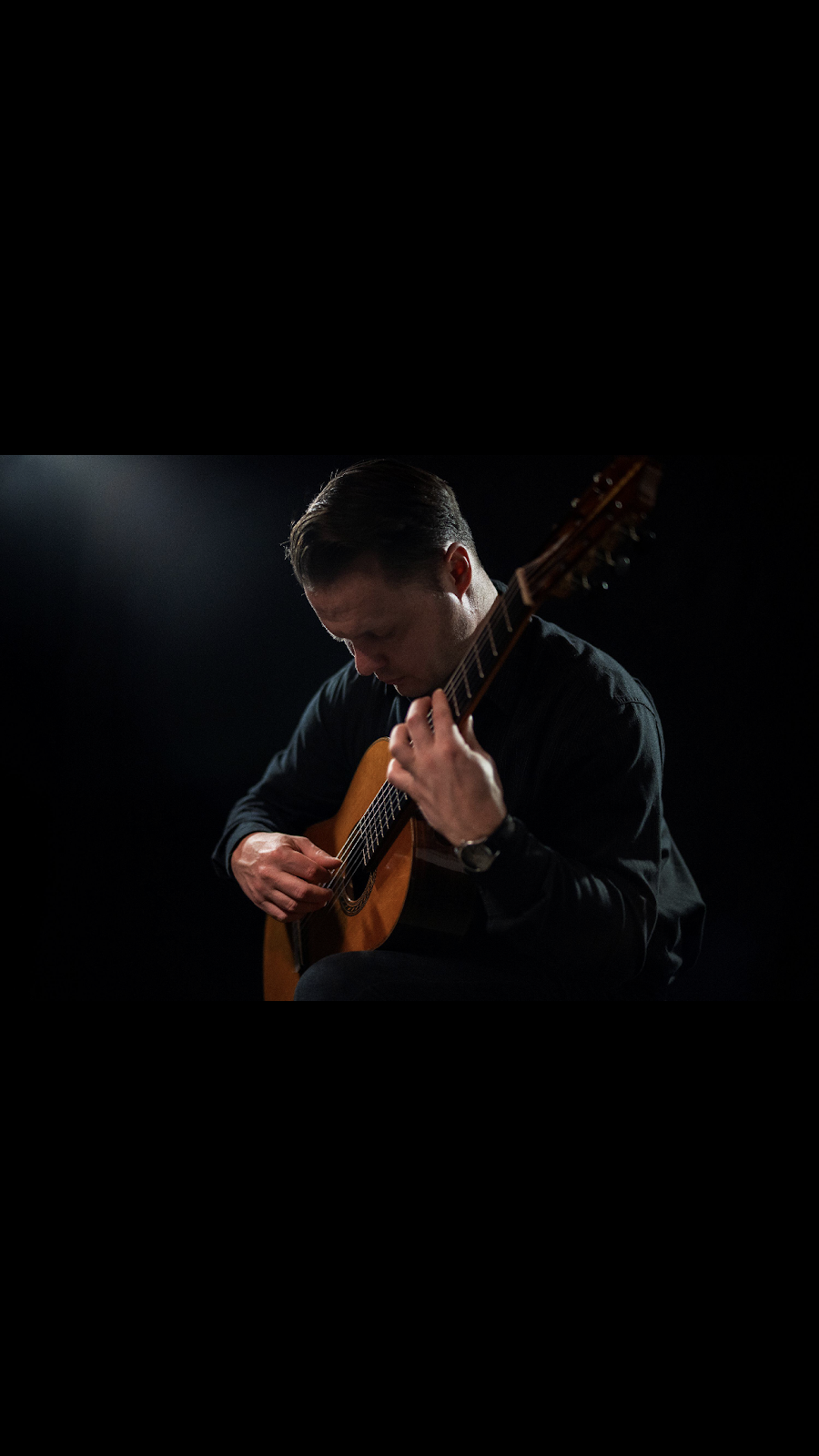 Adam Rose Classical Guitarist & Instructor | 100 E Tiana Rd, Hampton Bays, NY 11946 | Phone: (631) 875-1389