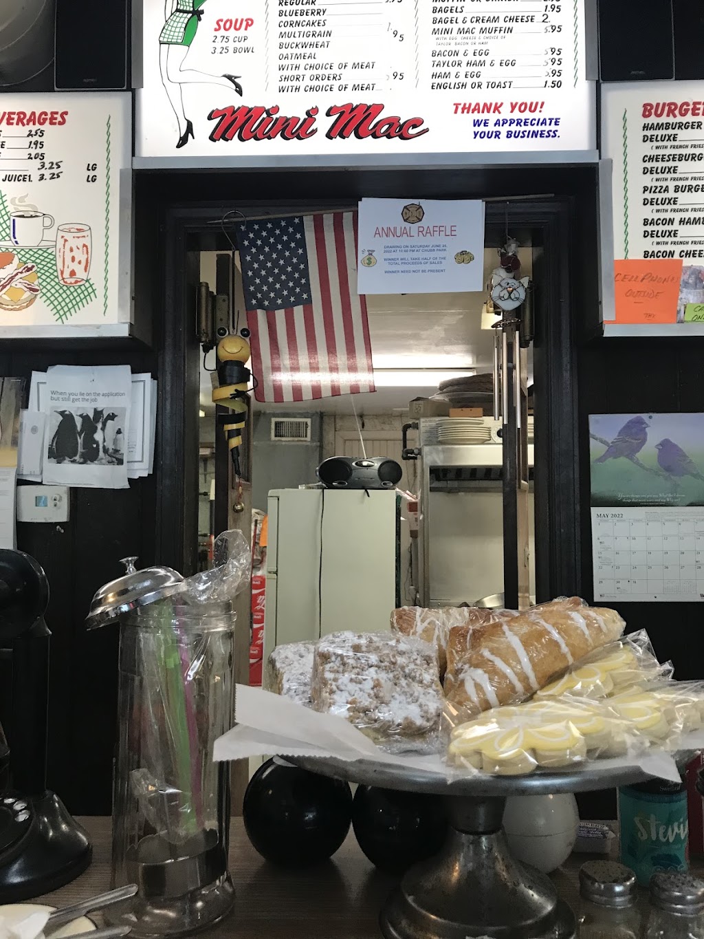 Mini Mac Diner | 158 US-206, Chester, NJ 07930 | Phone: (908) 879-8222
