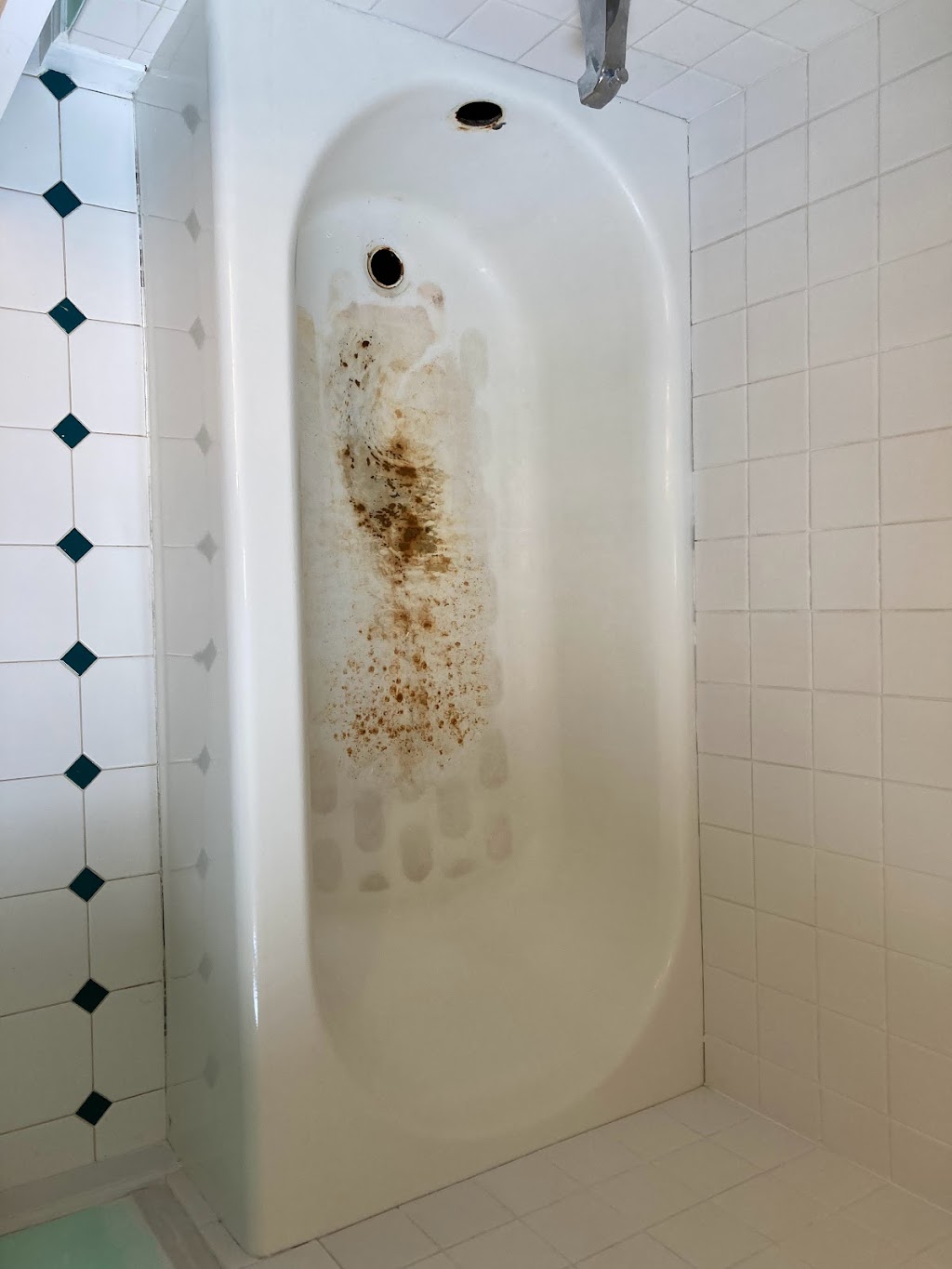 Andre’s Bathtub Refinishing & Cleaning CT | 51 Brook St, Naugatuck, CT 06770 | Phone: (203) 490-5250