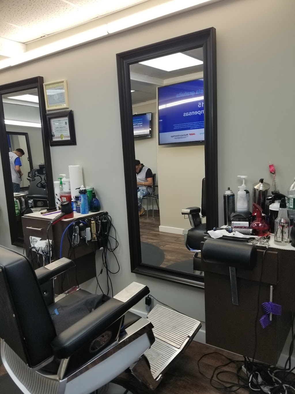 The Culon Barber Shop | 140 Heyward St, Brentwood, NY 11717 | Phone: (631) 398-5687