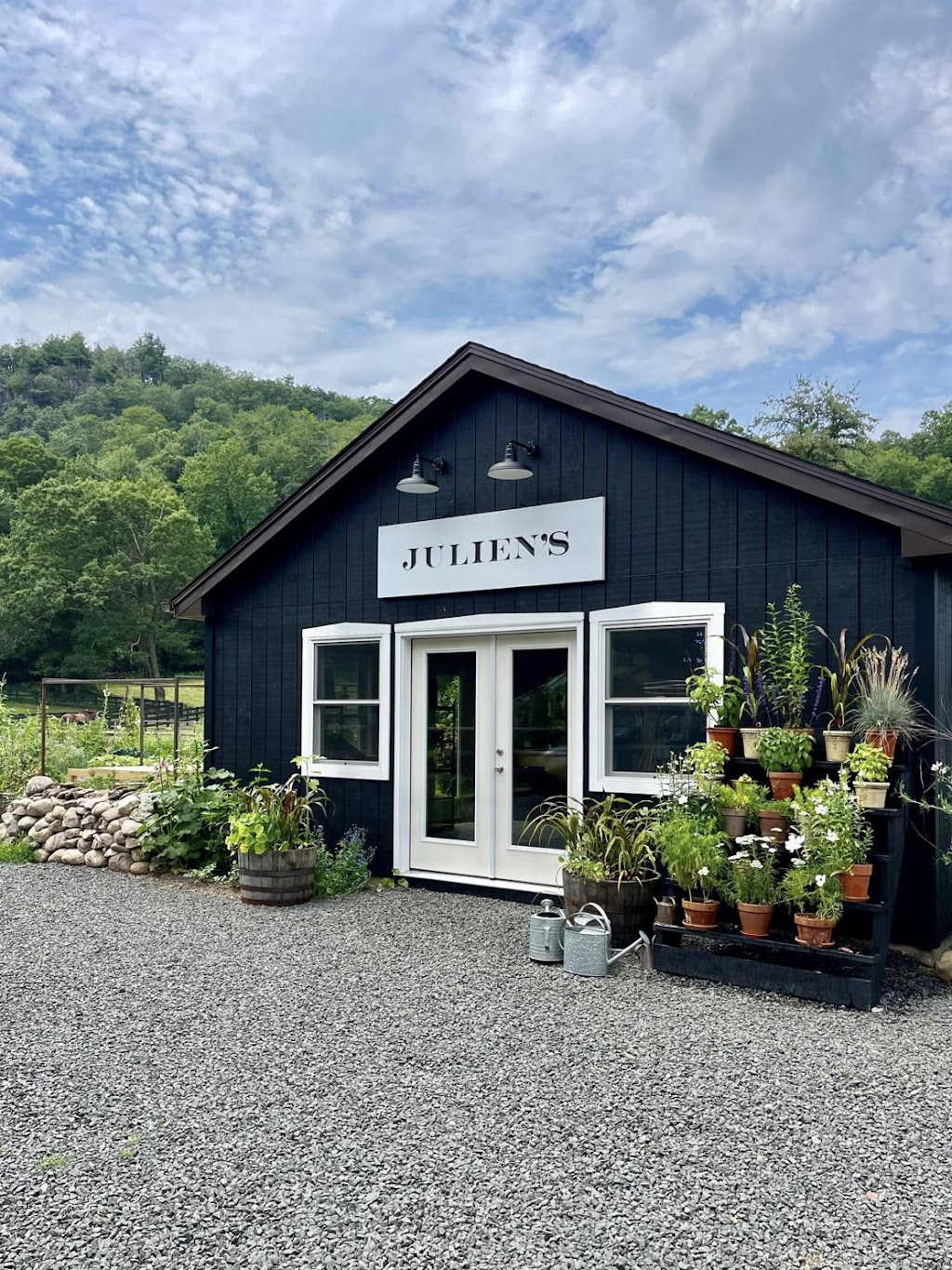 Juliens Farm Store | 175 Barndoor Hills Rd, Granby, CT 06035 | Phone: (917) 981-4180