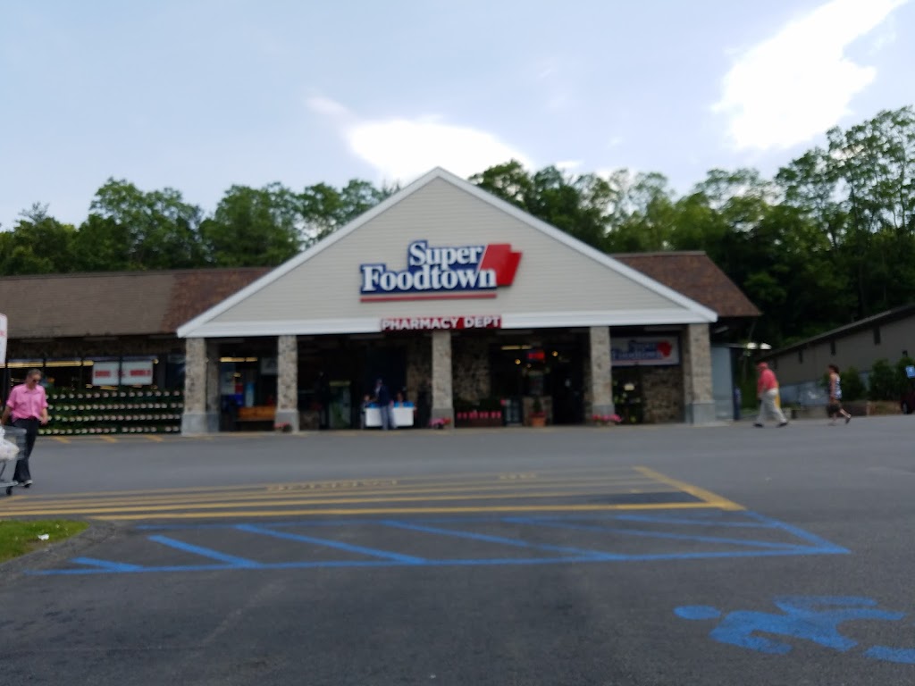 Super Foodtown of Croton | 2005 Albany Post Rd, Croton-On-Hudson, NY 10520 | Phone: (914) 271-4094