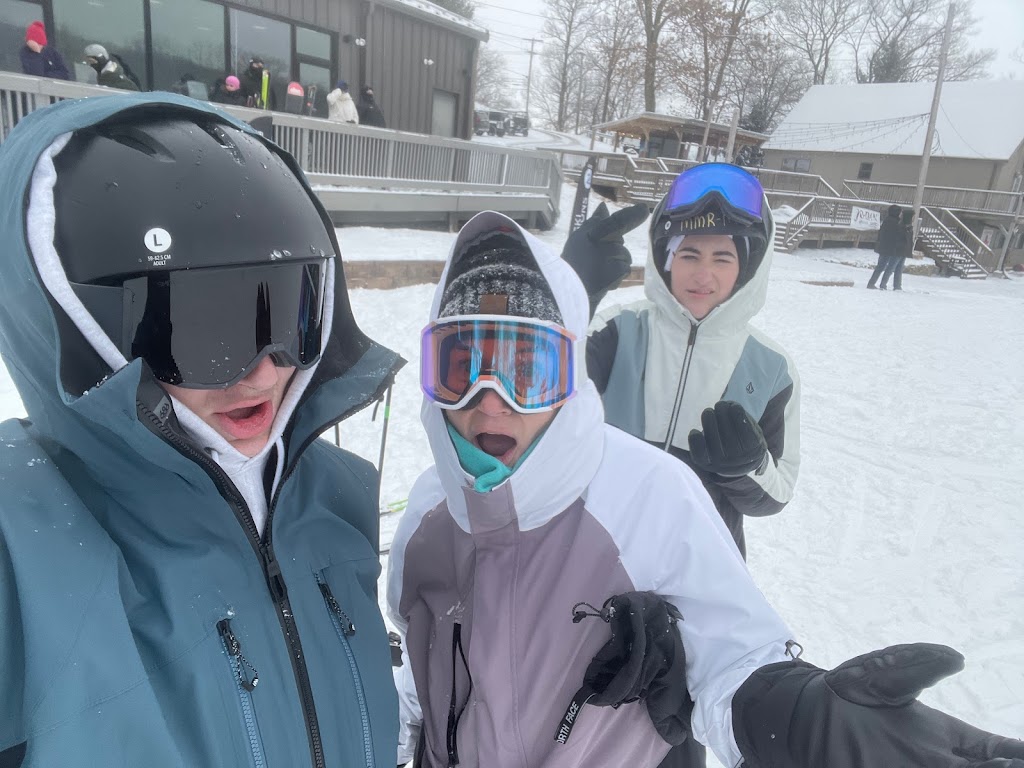 D&Q Ski + Snowboard | 2070 Rte 70 W, Cherry Hill, NJ 08003 | Phone: (856) 520-8570