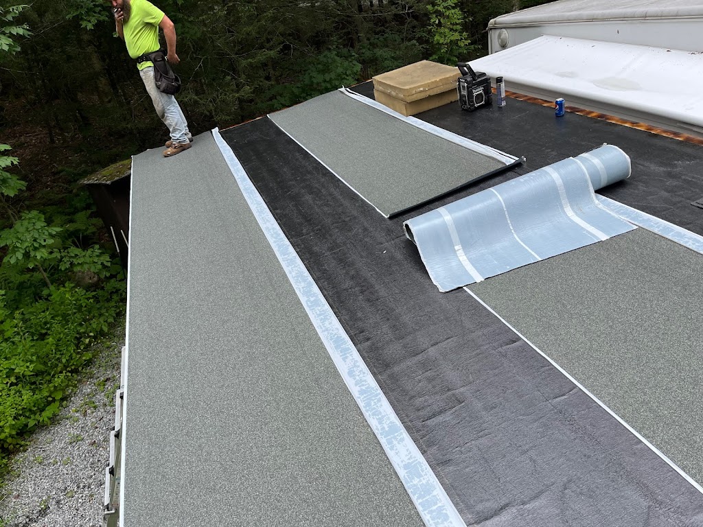 All Seasons Roofing | 246 Turkey Hills Rd, East Granby, CT 06026 | Phone: (860) 844-0441