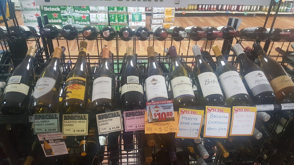 Bristol Liquor Outlet | 15 Memorial Blvd, Bristol, CT 06010 | Phone: (860) 584-8151