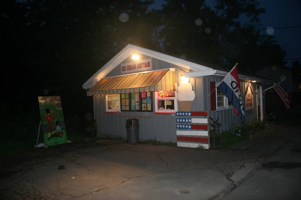 Papas ice cream cottage | 1800 Fair Ave, Honesdale, PA 18431 | Phone: (570) 616-4449