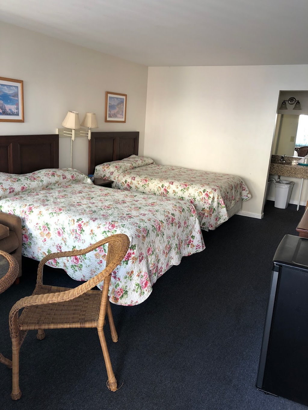 Colony Motel | 65 Hiering Ave, Seaside Heights, NJ 08751 | Phone: (732) 830-2113