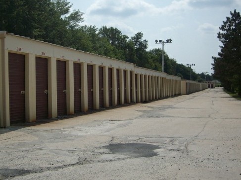 Allied Self Storage | 1752 Limekiln Pike, Dresher, PA 19025 | Phone: (215) 646-8484