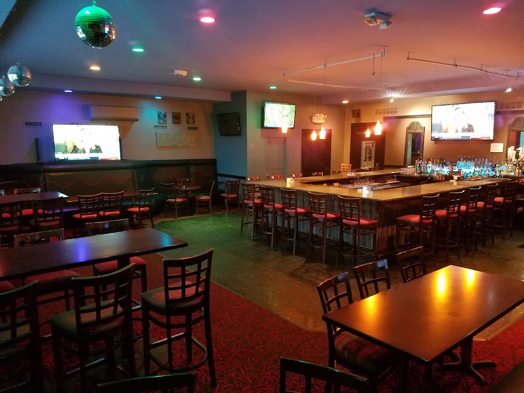 Butterfly Restaurant | 831 Farmington Ave, West Hartford, CT 06119 | Phone: (860) 236-2816