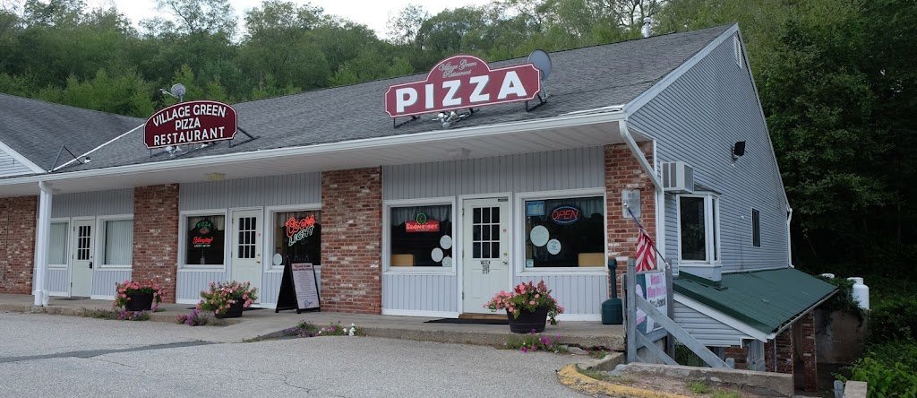 Village Green Pizza Restaurant | 32 E Hampton Rd STE 5, Marlborough, CT 06447 | Phone: (860) 295-1330