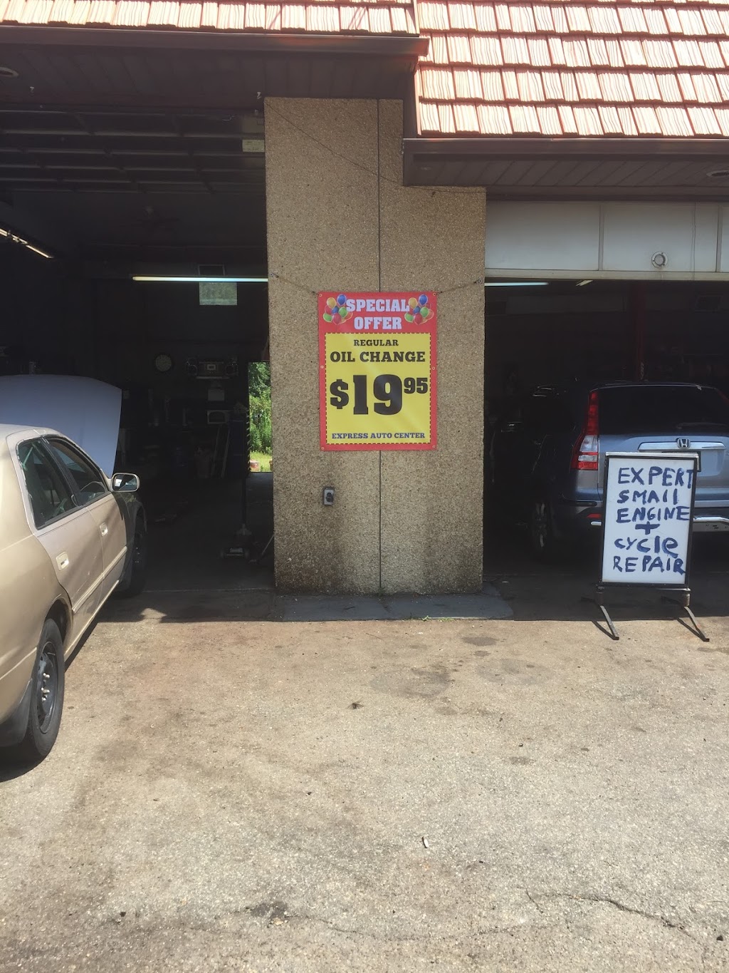 Express Auto Center | 2042 Lincoln Hwy, Edison, NJ 08817 | Phone: (732) 287-0470