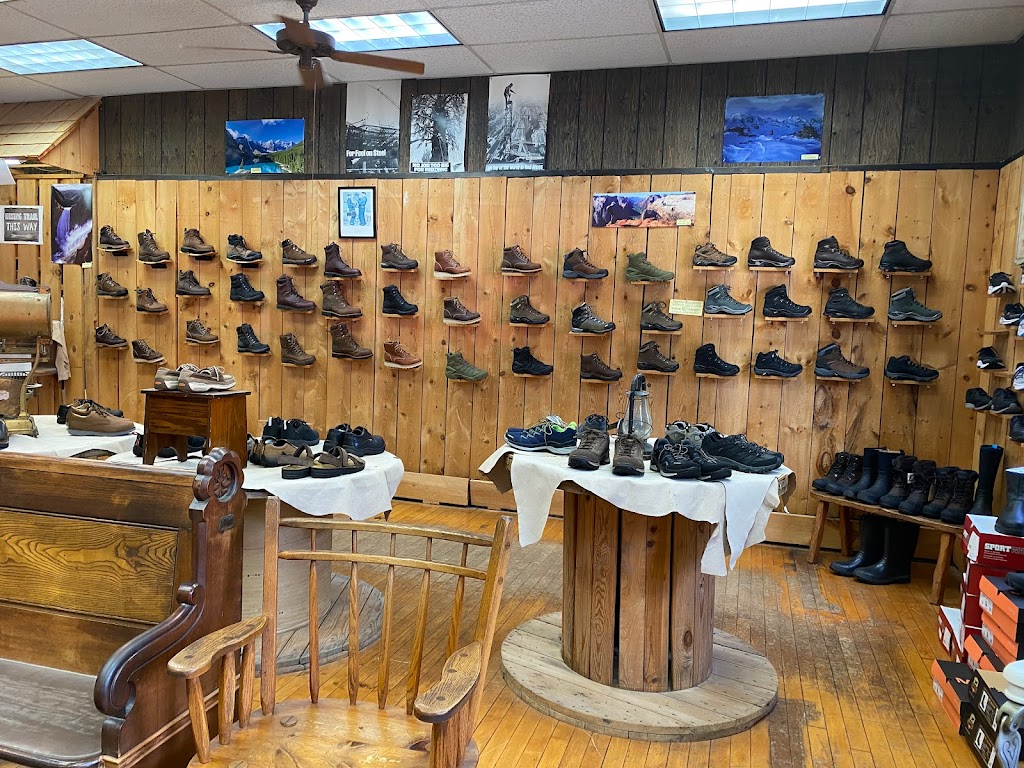 Rugged Boot & Shoe Co | 3256 E Main St, Mohegan Lake, NY 10547 | Phone: (914) 528-1900