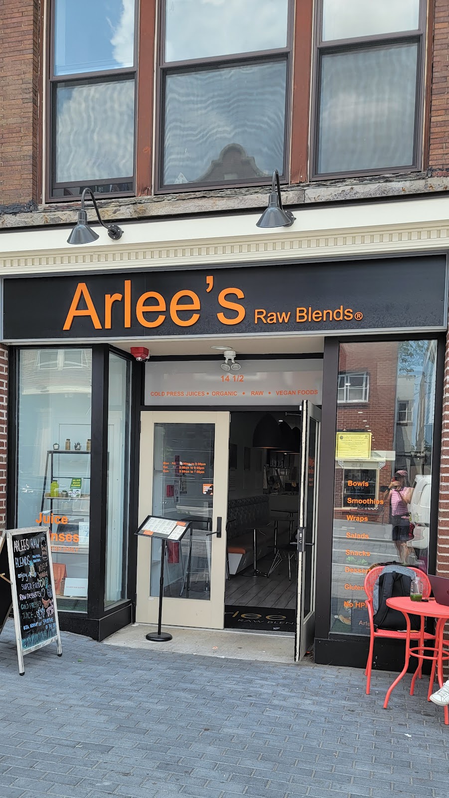 Arlees Raw Blends | 14 1/2 Witherspoon St, Princeton, NJ 08542 | Phone: (609) 356-0384