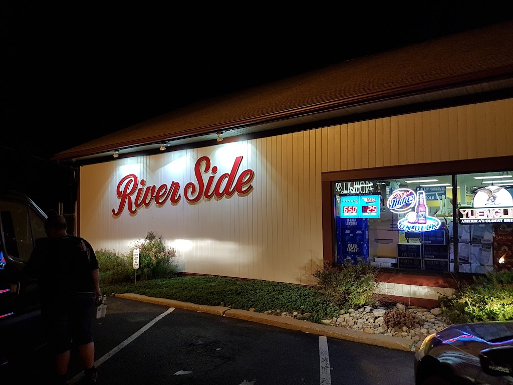 Riverside Liquors Inc | 1811 Main St, Agawam, MA 01001 | Phone: (413) 789-6448