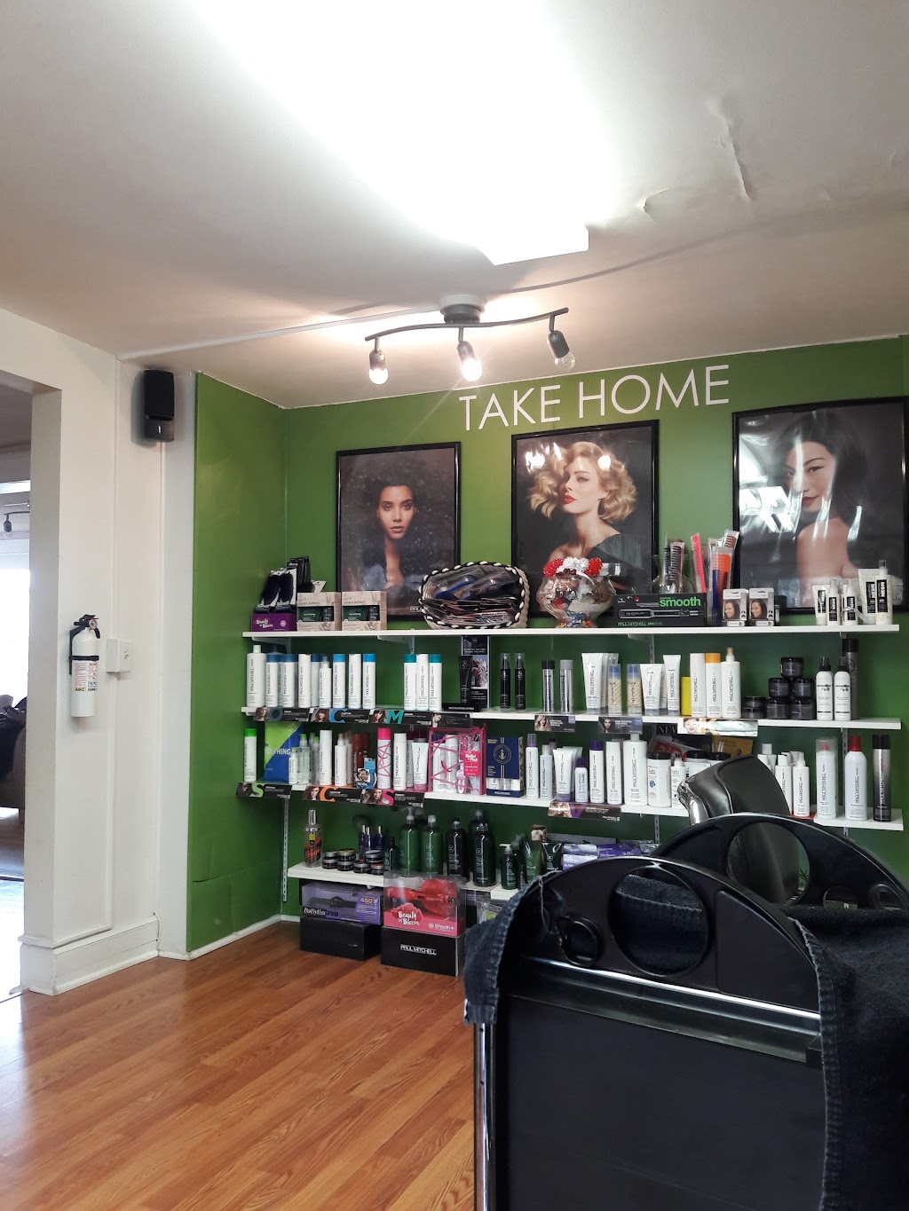 Main Switch Beauty Salon | 390 Washington St #59, Middletown, CT 06457 | Phone: (860) 346-7458