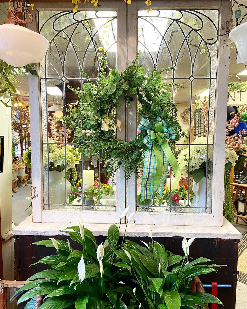 McInerneys Flower Shop & Greenhouse | 929 Middle St, Middletown, CT 06457 | Phone: (860) 632-0789