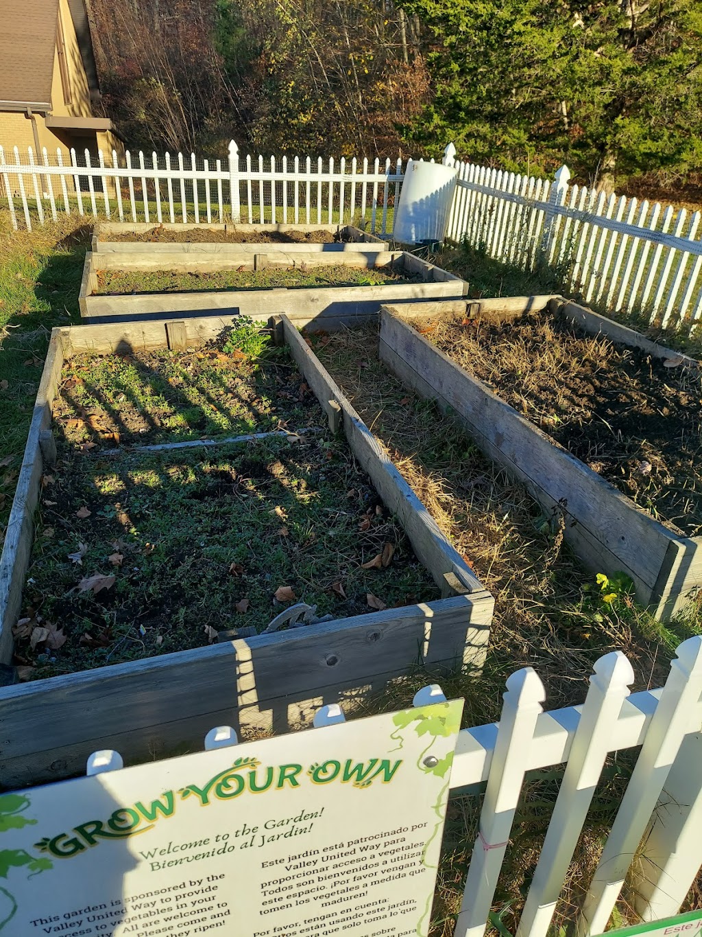 Oxford Community Garden behind Immanuel Lutheran Church | 25 Great Hill Rd, Oxford, CT 06478 | Phone: (203) 888-4713
