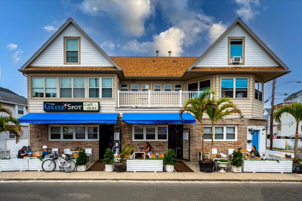 The Greek Spot Cafe & Grill | 726 E Broadway, Milford, CT 06460 | Phone: (203) 693-3970