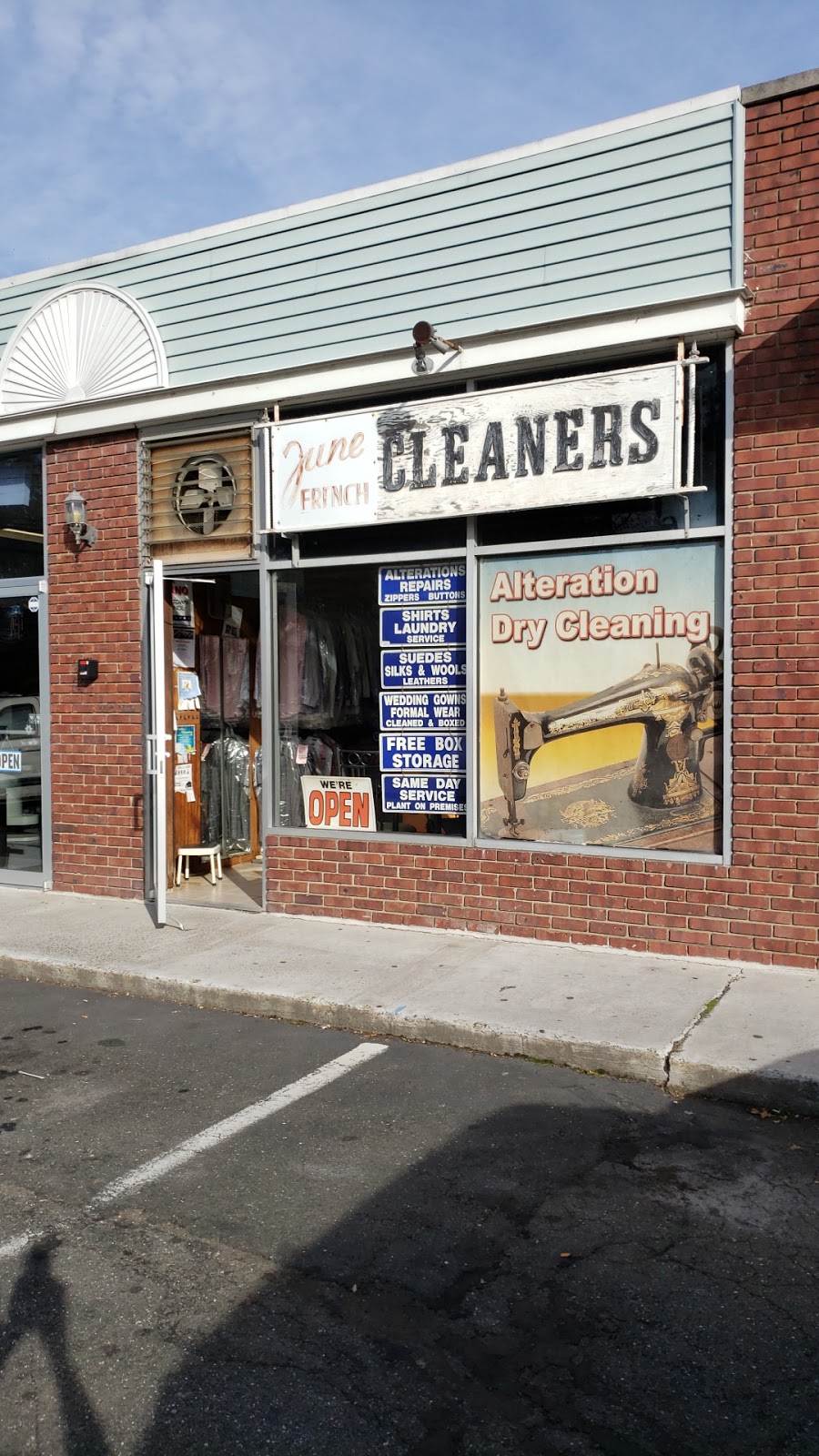June Cleaners | 4 Old Haverstraw Rd, Congers, NY 10920 | Phone: (845) 268-3677
