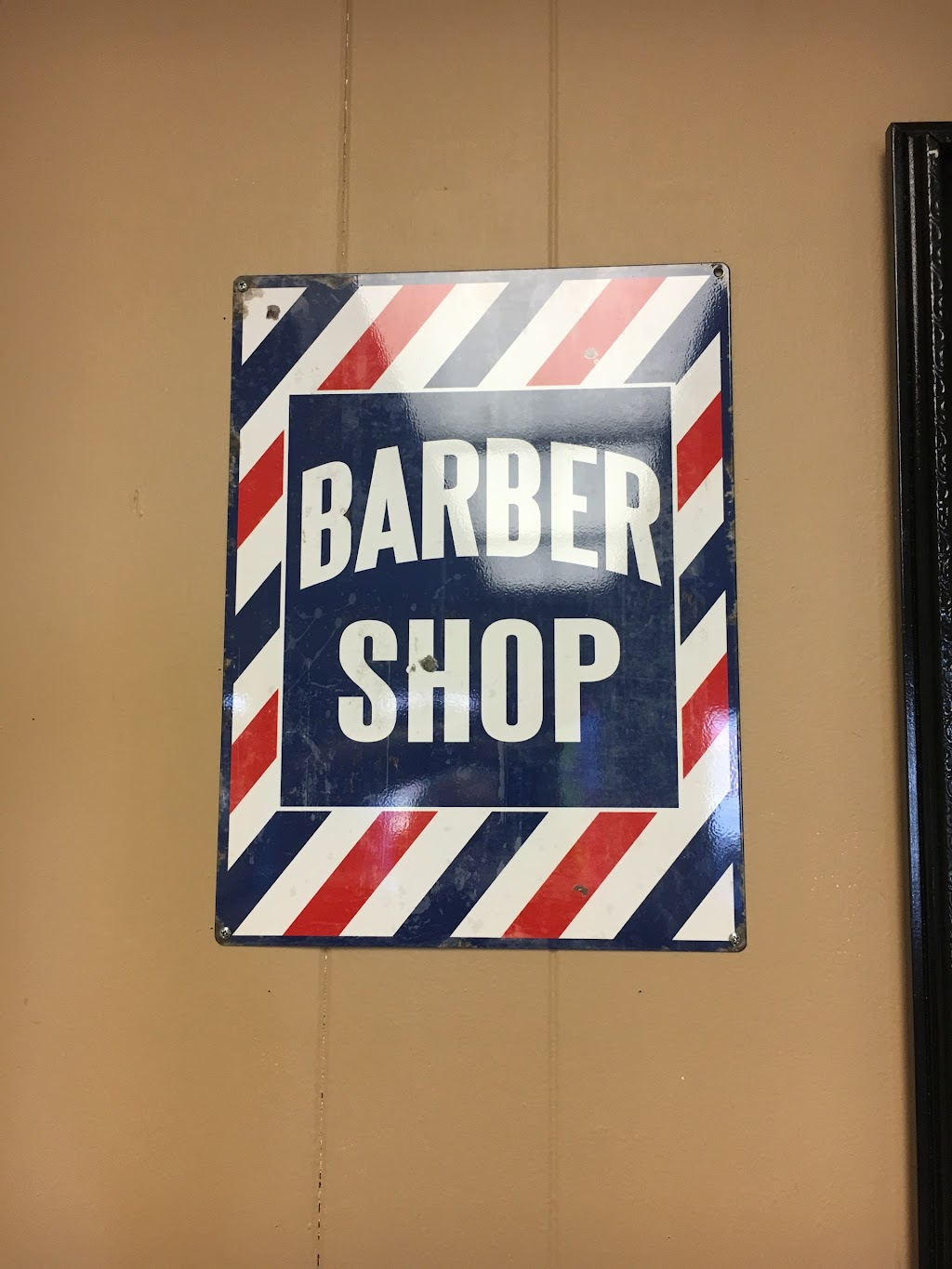 Cortlandt Barbershop | 177 White St, Buchanan, NY 10511 | Phone: (914) 297-8425