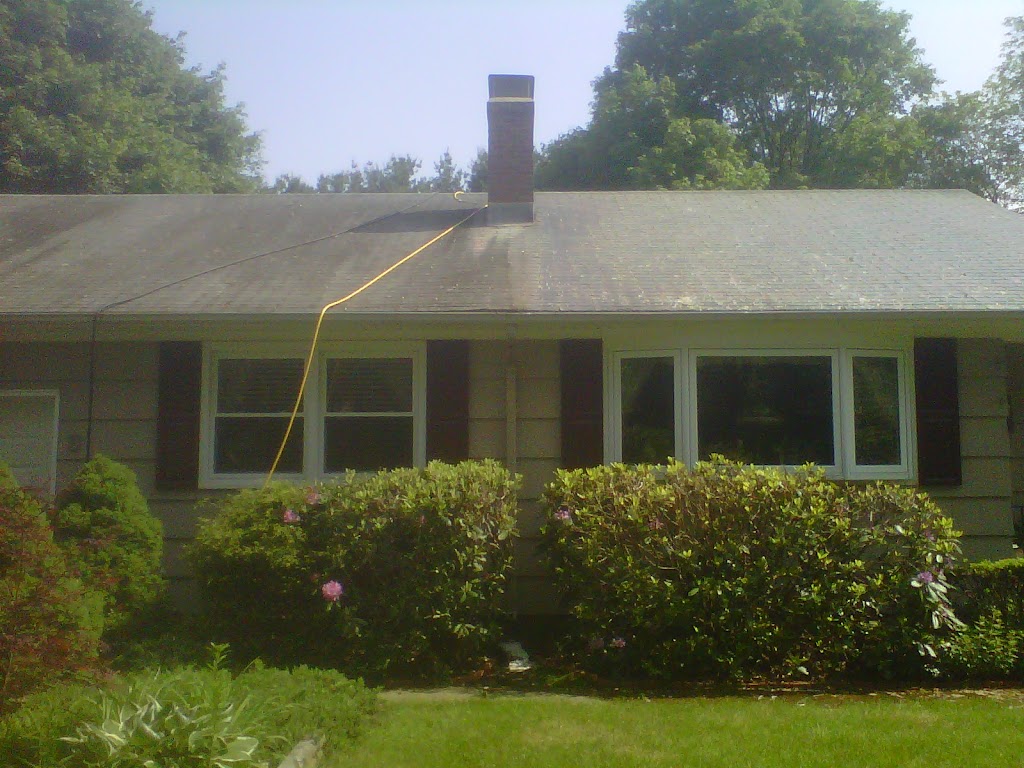 Ugly Roof Doctor LLC, Roof Cleaning, Repair and Replacement | 148 E Grayling Ln, Suffield, CT 06078 | Phone: (860) 752-4876