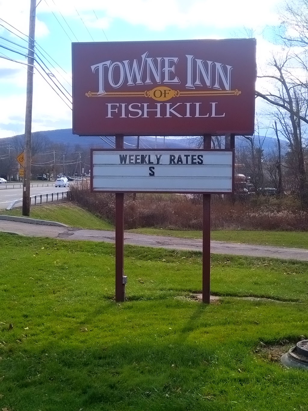 Towne Inn | 767 US-9, Fishkill, NY 12524 | Phone: (845) 896-6767