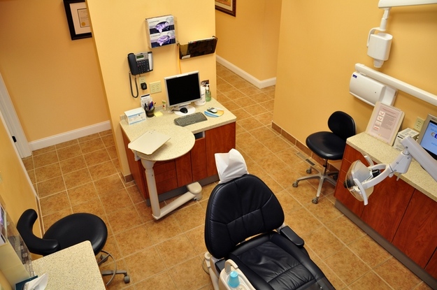 Dental Studio Associates | 302 Suffield St, Agawam, MA 01001 | Phone: (413) 786-0085