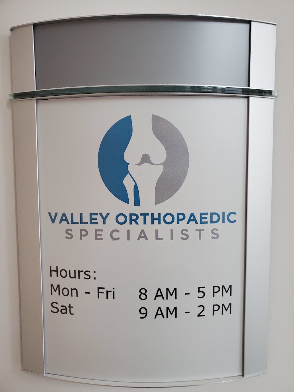 Valley Orthopaedic Specialists | 220 Main St Suite 1F, Oxford, CT 06478 | Phone: (203) 734-7900