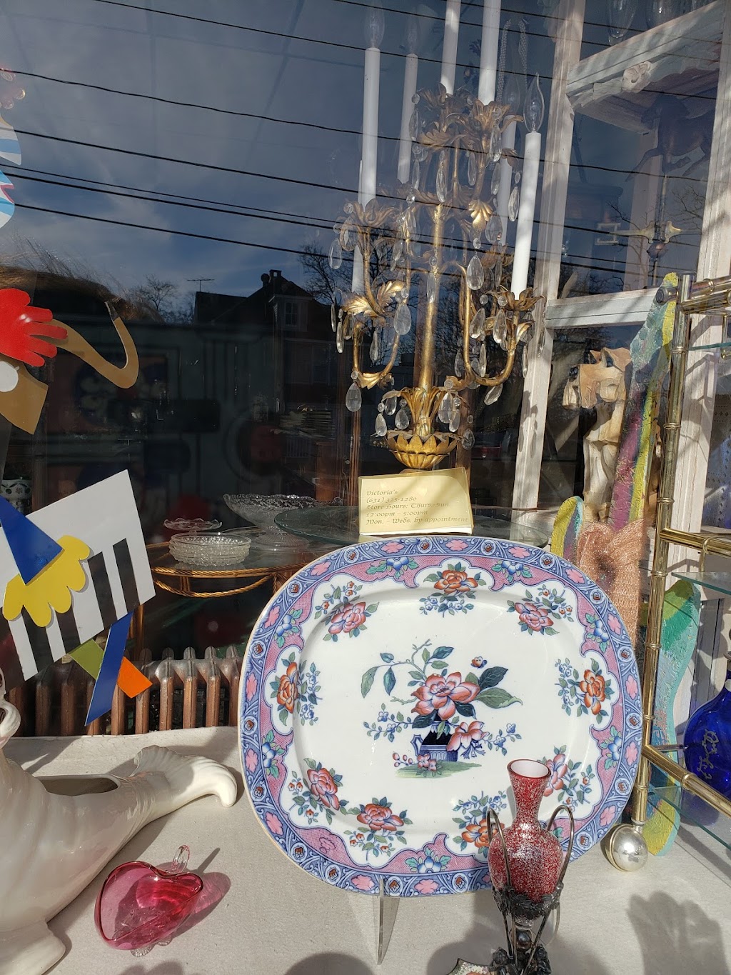 Victorias Antiques | 485 Montauk Hwy, Eastport, NY 11941 | Phone: (631) 325-1280