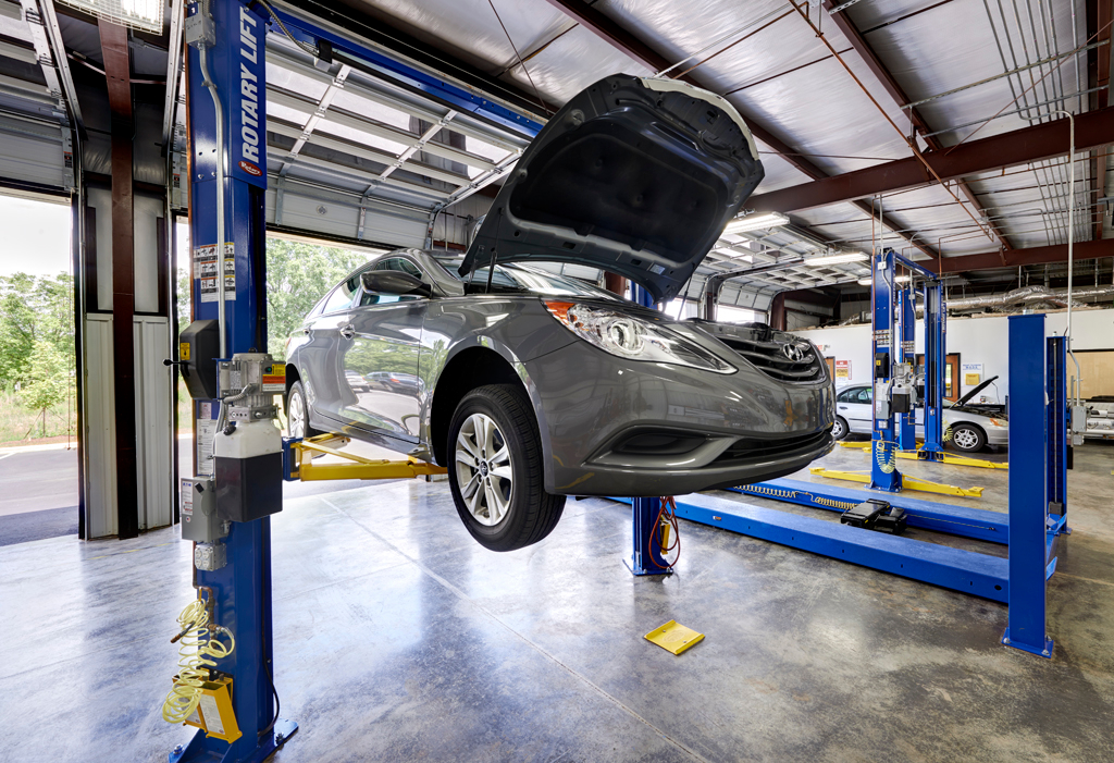 Meineke Car Care Center | 716 Ulster Ave, Kingston, NY 12401 | Phone: (845) 768-3645
