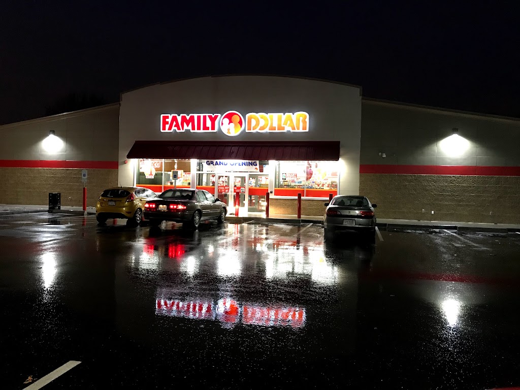 Family Dollar | 247 Hancock St, Springfield, MA 01109 | Phone: (413) 233-4919