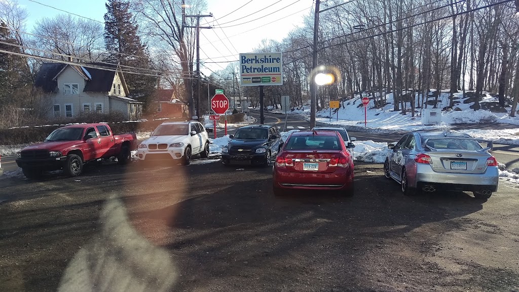Indian Neck Motors | 87 S Montowese St, Branford, CT 06405 | Phone: (203) 208-2957