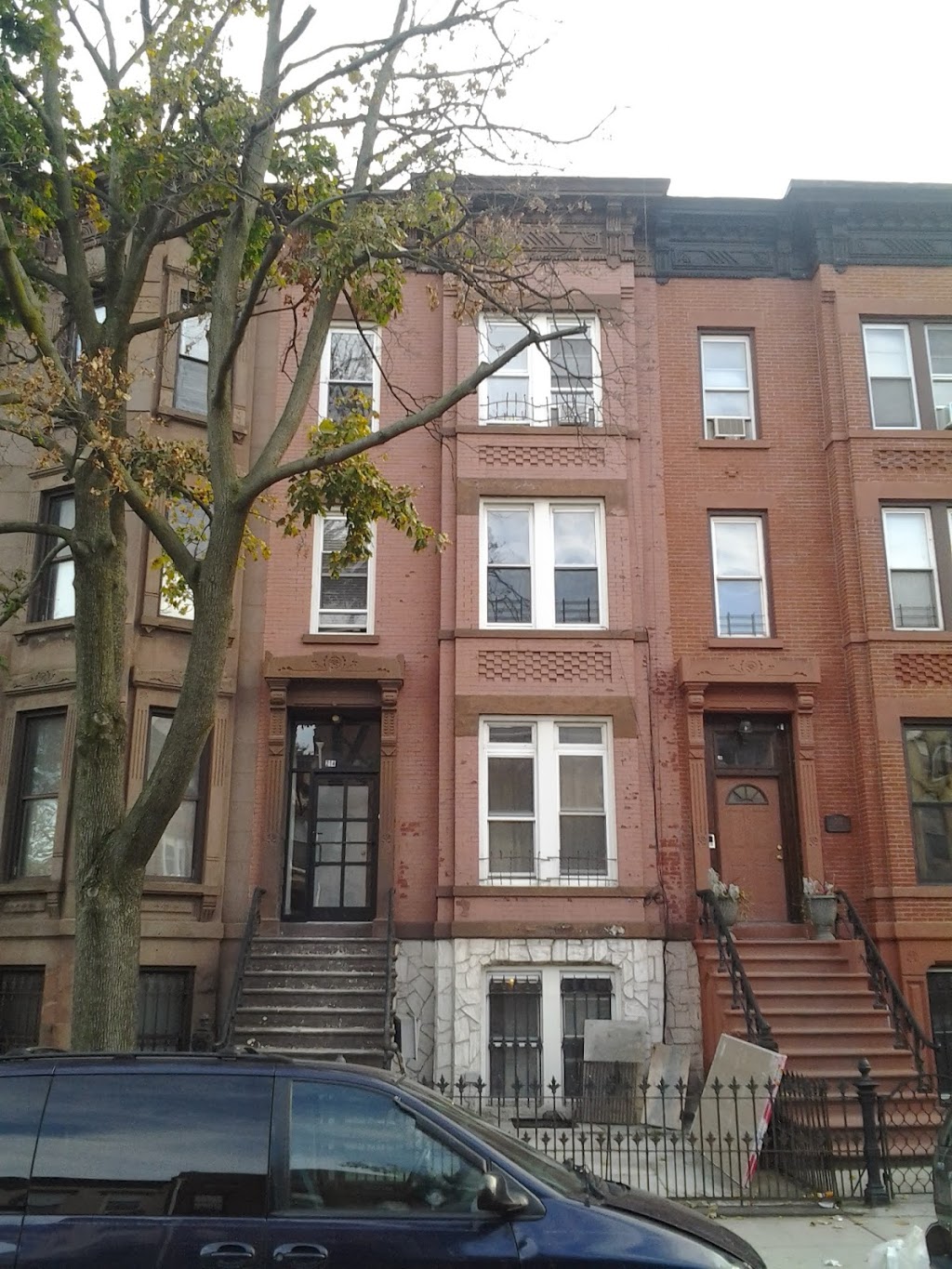 The Real Estate Master | 214 Van Buren St, Brooklyn, NY 11221 | Phone: (718) 673-2491