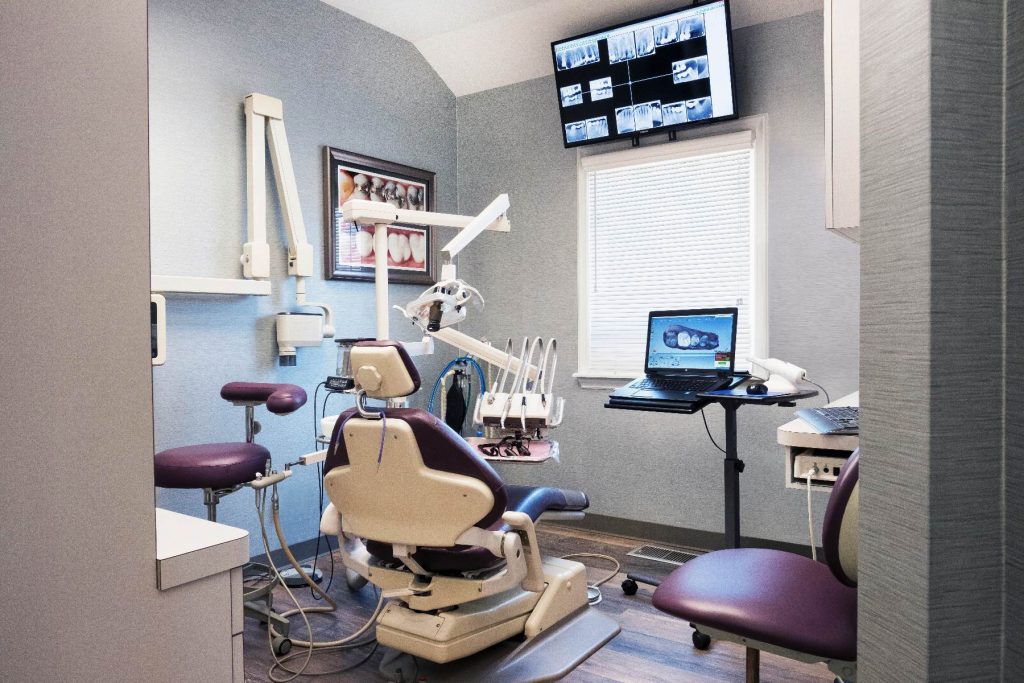 Nicholas Rallis, DDS | 209-20 35th Ave, Bayside, NY 11361 | Phone: (718) 631-7800