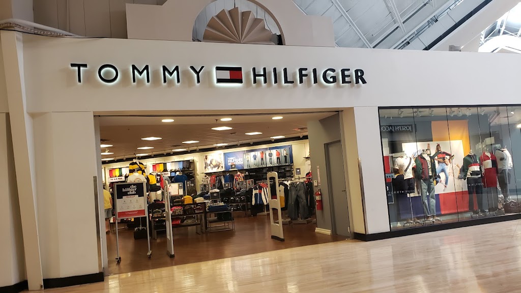 Tommy Hilfiger | 1800 Franklin Mills Cir, Philadelphia, PA 19154 | Phone: (215) 637-7889