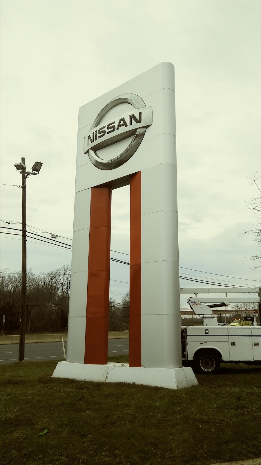 Hub Sign & Crane Corp | 67 Wood Ave, Manalapan Township, NJ 07726 | Phone: (732) 252-9090