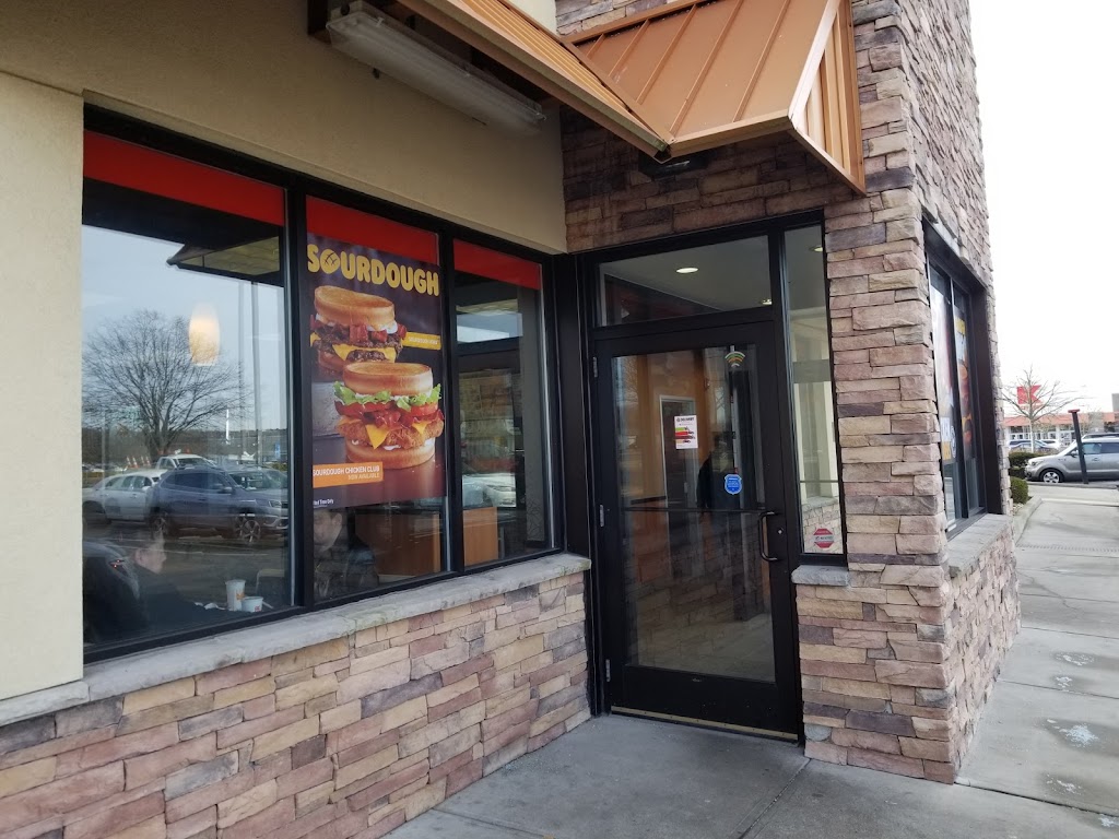 Burger King | 2250 N Ocean Ave, Farmingville, NY 11738 | Phone: (631) 732-0127