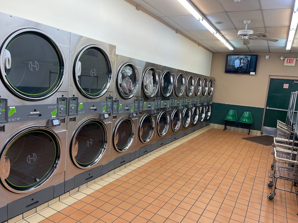 Dutchess Park Laundromat | 1545 NY-52, Fishkill, NY 12524 | Phone: (845) 896-5371