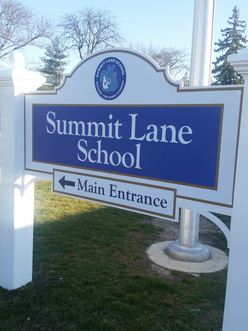 Summit Lane School | 4 Summit Ln, Levittown, NY 11756 | Phone: (516) 434-7525