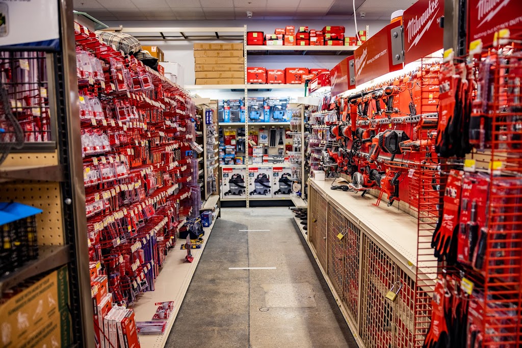 Carr Hardware | 489 Pittsfield Rd suite a-110, Lenox, MA 01240 | Phone: (413) 442-0983
