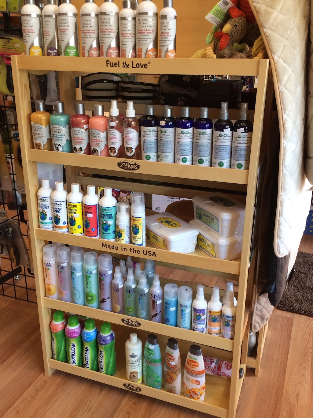 Paws & Tail Pantry | 386 Main St, Rosendale, NY 12472 | Phone: (845) 658-7297
