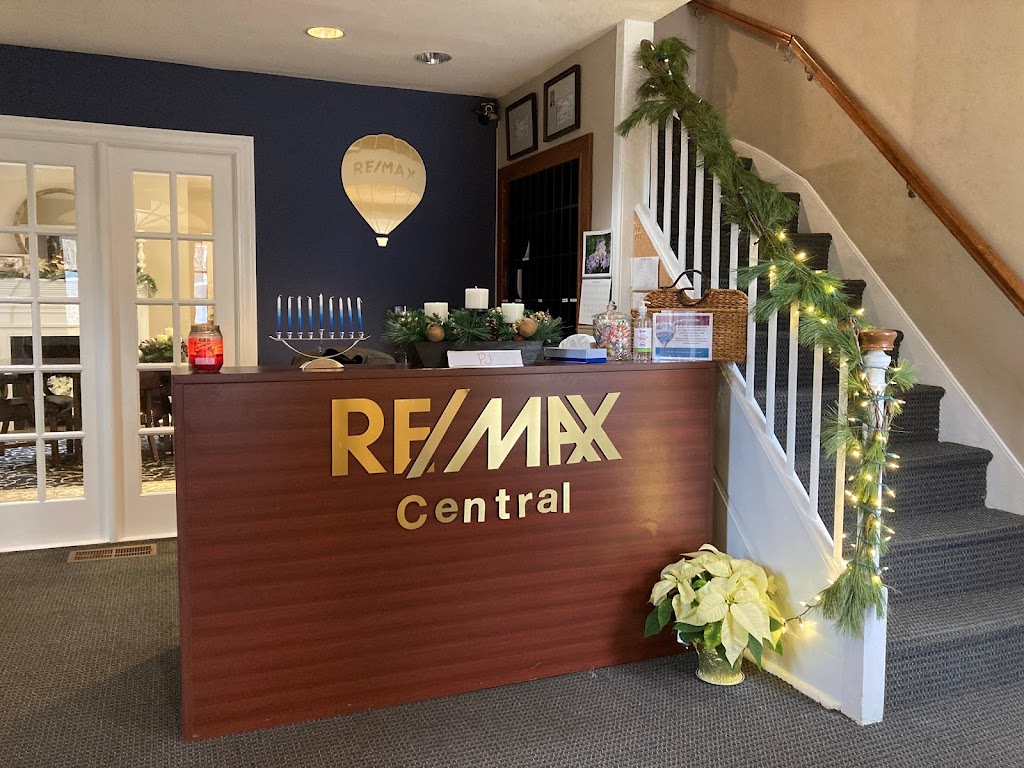 Mary Mastroeni - RE/MAX Central | 731 W Skippack Pike Suite 1811, Blue Bell, PA 19422 | Phone: (610) 277-2900