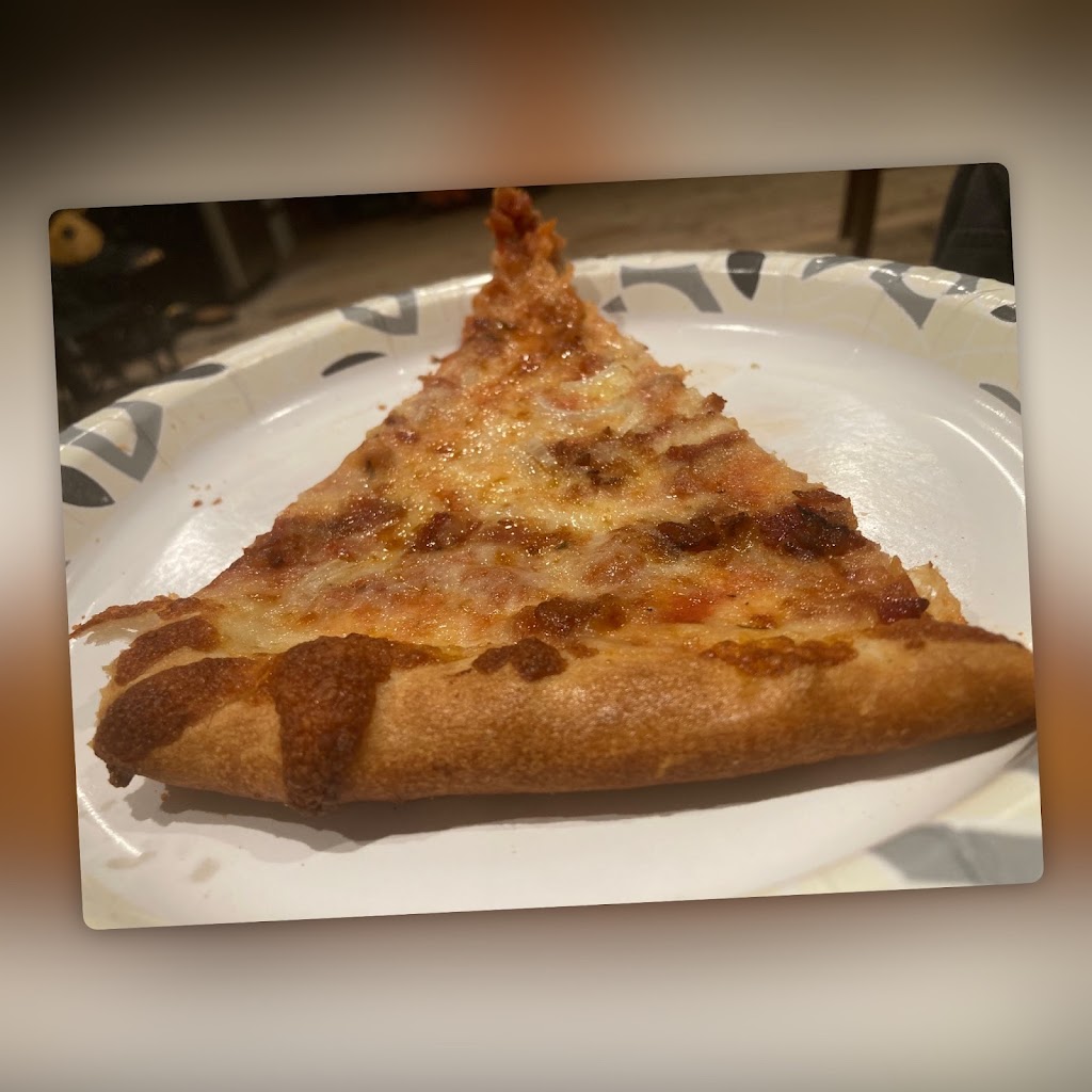 Lias Pizza | 535 Monroe Turnpike # B-3, Monroe, CT 06468 | Phone: (203) 452-8177