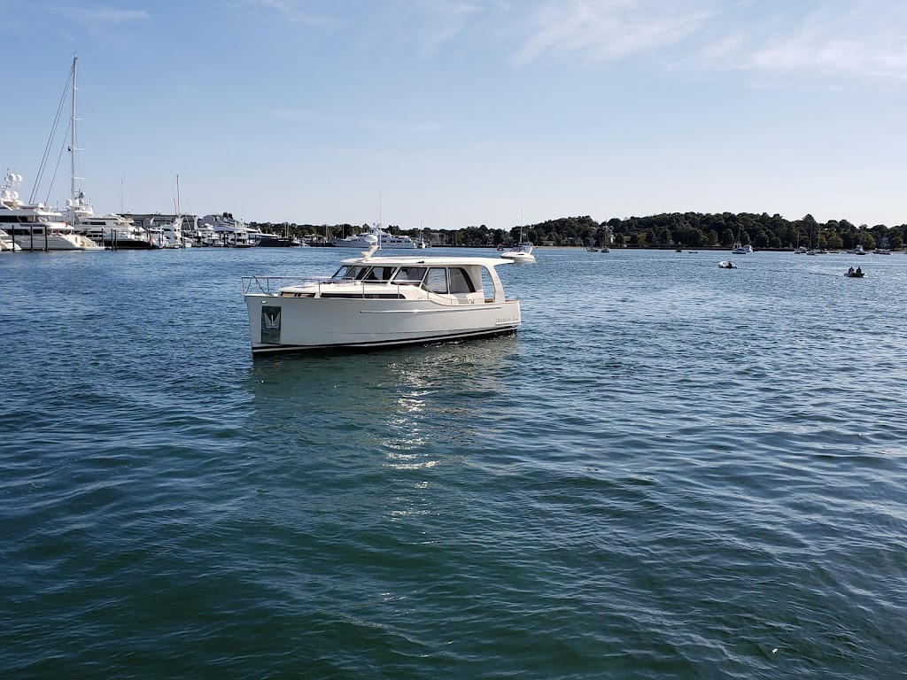 Bassett Yacht & Boat Sales | 883 Alden St, Springfield, MA 01109 | Phone: (413) 374-4880