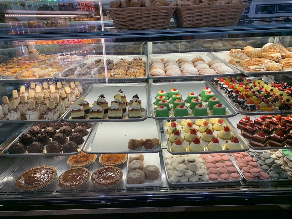 Catania Bakery | 6410 Fresh Pond Rd, Flushing, NY 11385 | Phone: (718) 417-5700