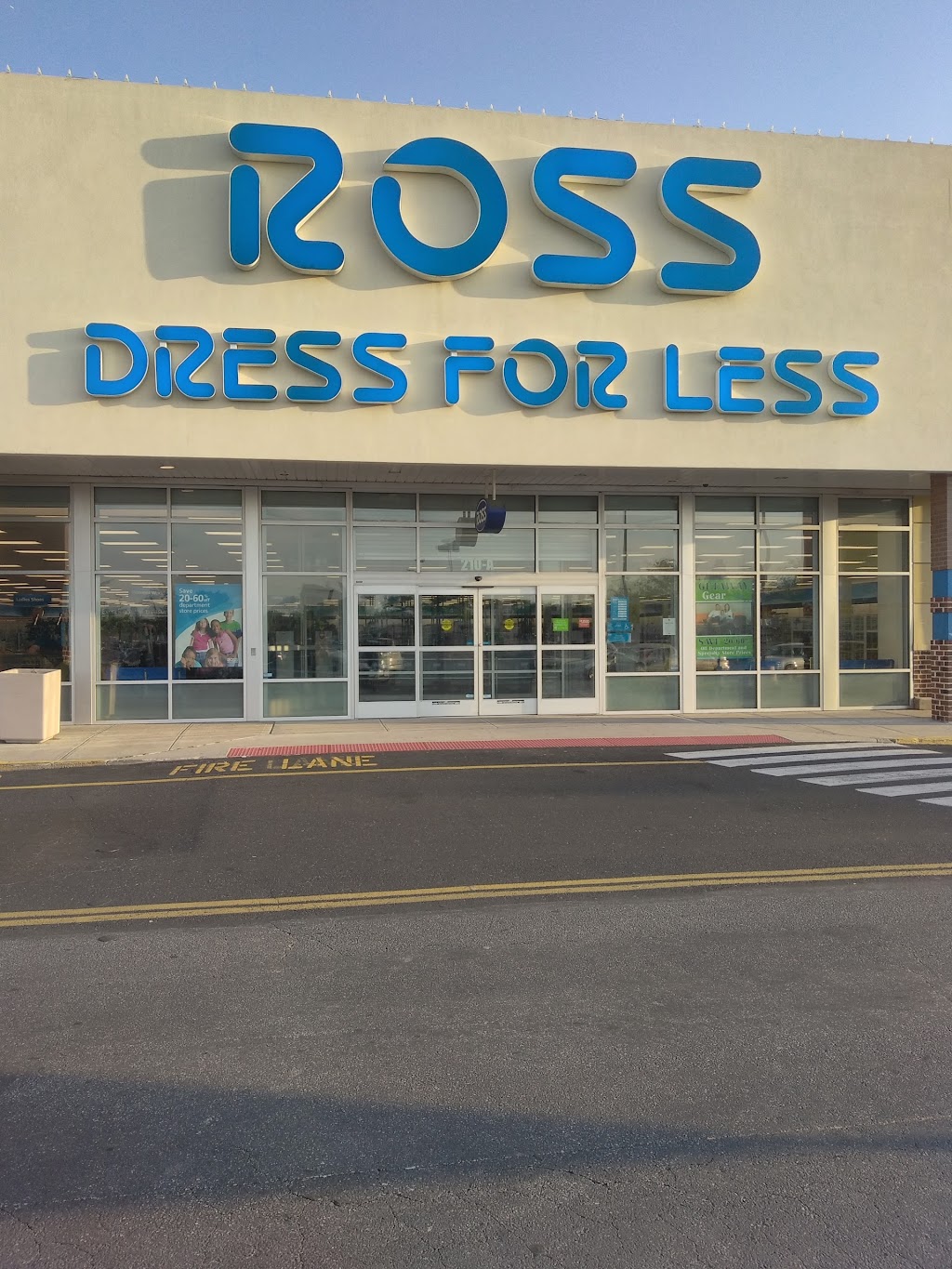 Ross Dress for Less | 424 Oregon Ave, Philadelphia, PA 19148 | Phone: (215) 551-0290