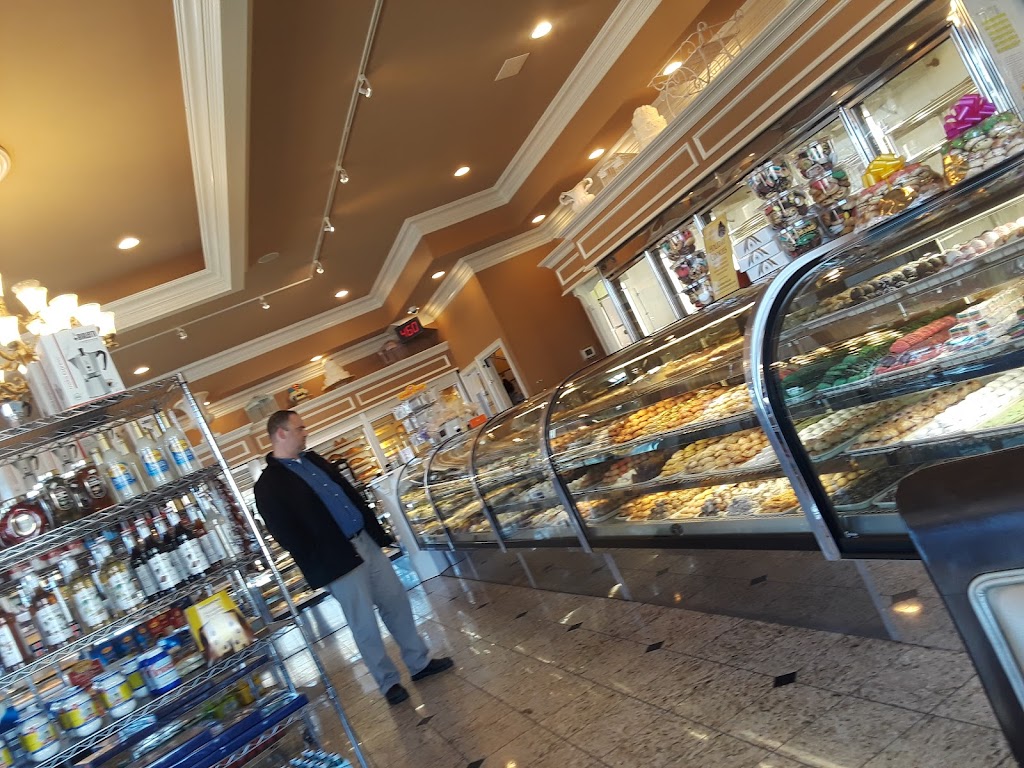 Mozzicato DePasquale Bakery and Pastry Shop | 125 New Britain Ave, Plainville, CT 06062 | Phone: (860) 793-2253