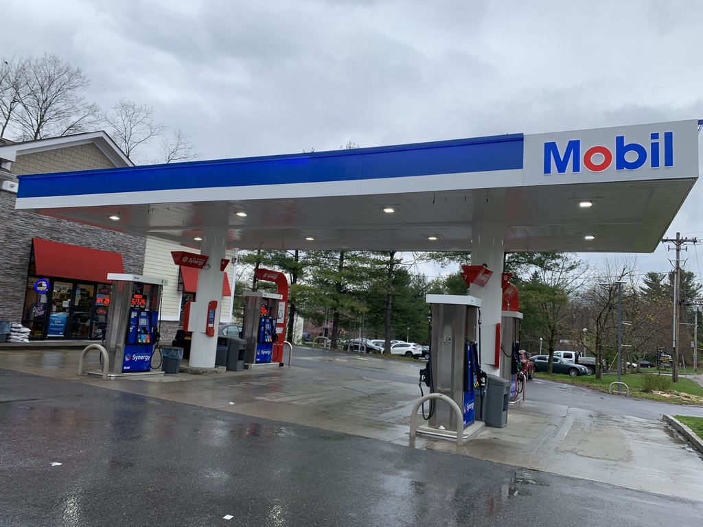 Mobil | 2436 NY-52, Hopewell Junction, NY 12533 | Phone: (845) 592-2373